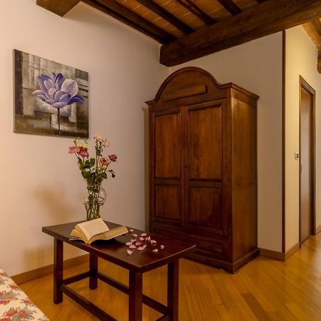 Hotel La Pace Asciano Buitenkant foto