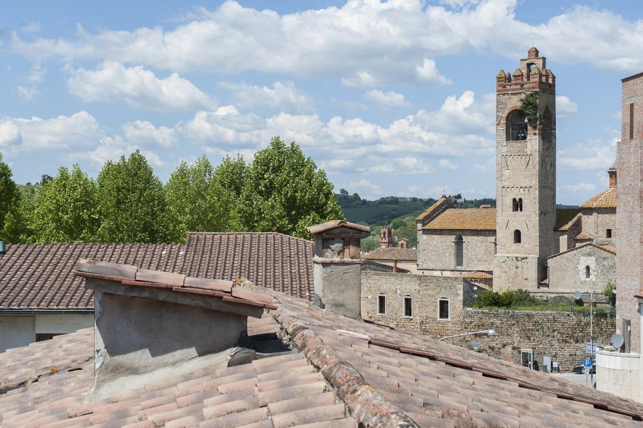 Hotel La Pace Asciano Buitenkant foto